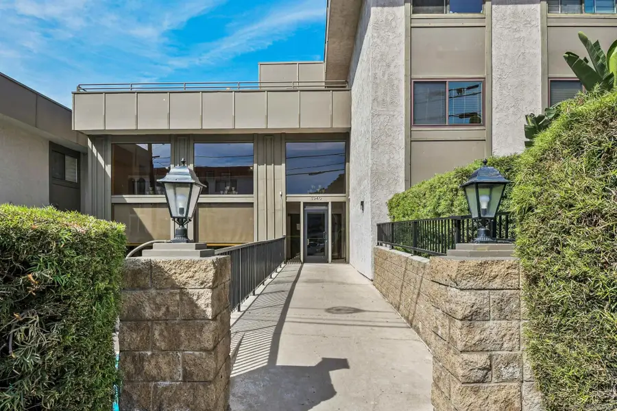 3940 Dove Street #101, San Diego, CA 92103 - #2