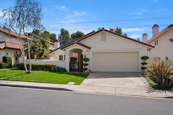 4045 Caminito Cassis, San Diego, CA 92122