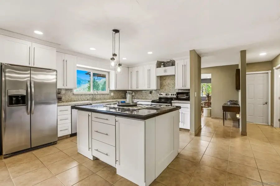 1861 Vista De La Montana, El Cajon, CA 92019 - #2