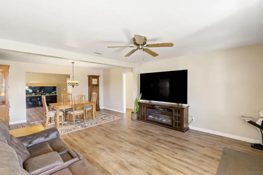 595 Verdin St., El Cajon, CA 92019 - #3