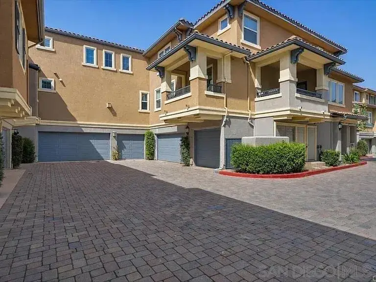 17 Via Montisi, Santee, CA 92071 - #1