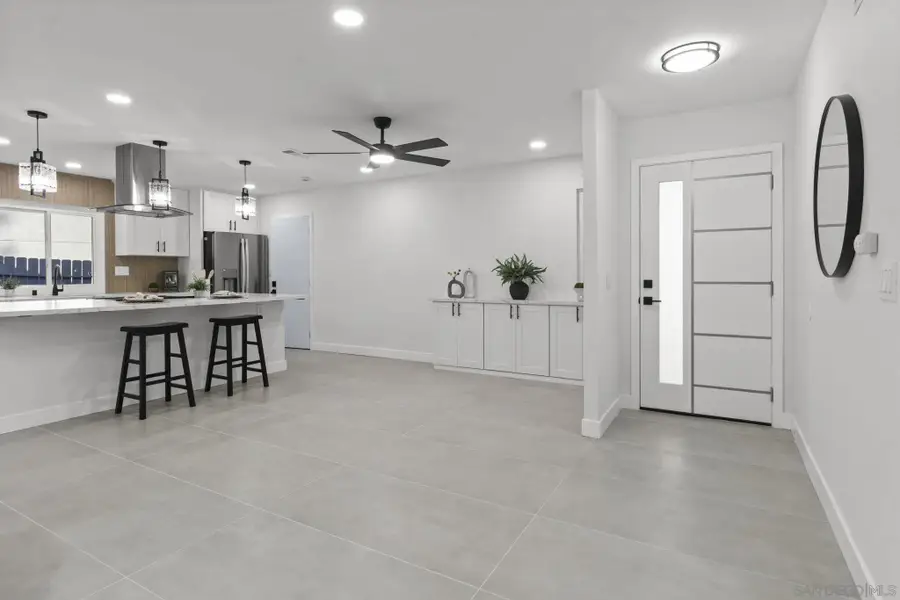 9408 Avenida Acero, Spring Valley, CA 91977 - #3