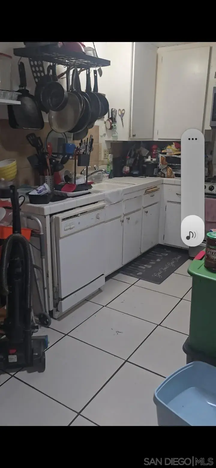 10847 Westonhill Dr, San Diego, CA 92126 - #3