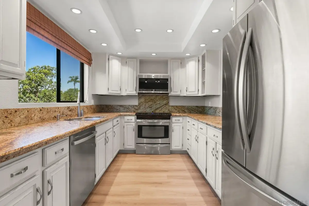 835 E Ave #B, Coronado, CA 92118 - #1
