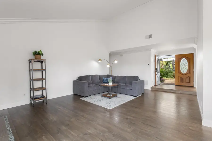 761 Rocking Horse Rd, Vista, CA 92081 - #3