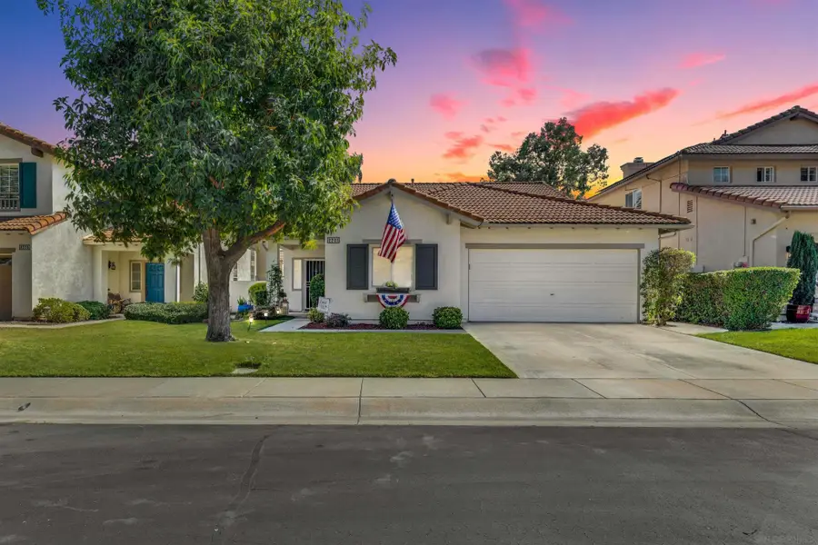 2221 Orange Grove Pl., Escondido, CA 92027 - #2