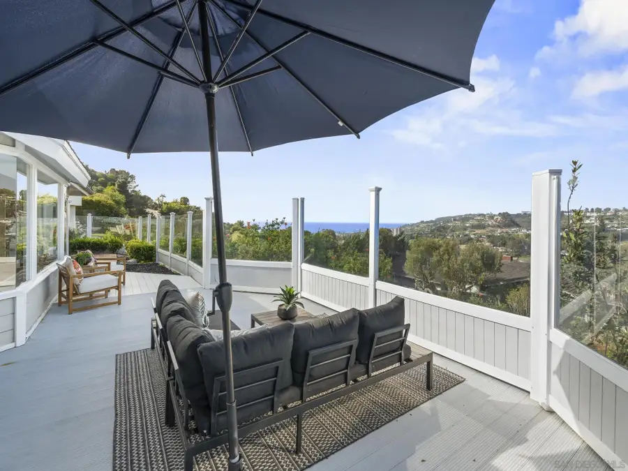 7753 Via Capri, La Jolla, CA 92037 - #3
