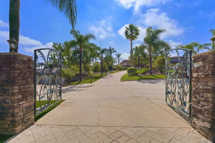 2882 Conestoga Circle, Alpine, CA 91901 - #2