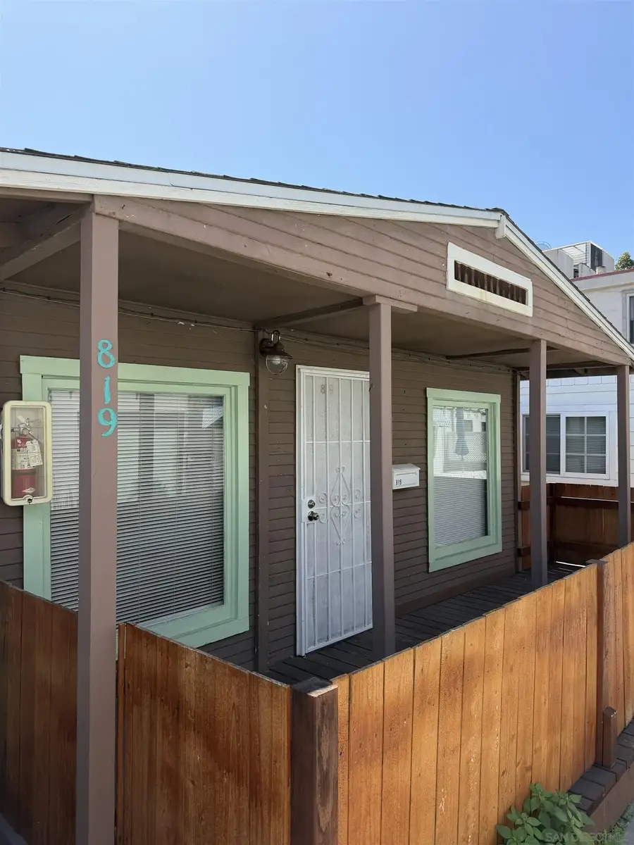 819-819 1/2 Seagirt Ct, San Diego, CA 92109 - #2