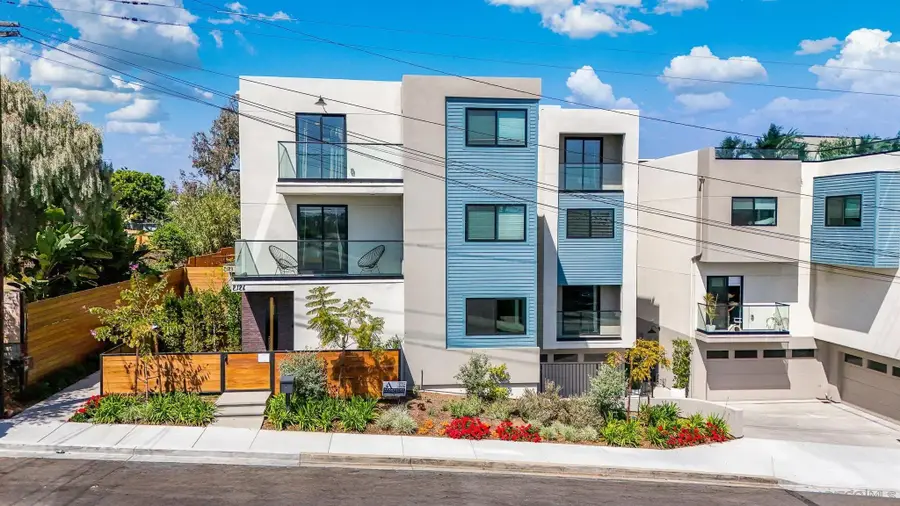 2124 San Clemente, San Diego, CA 92107 - #2
