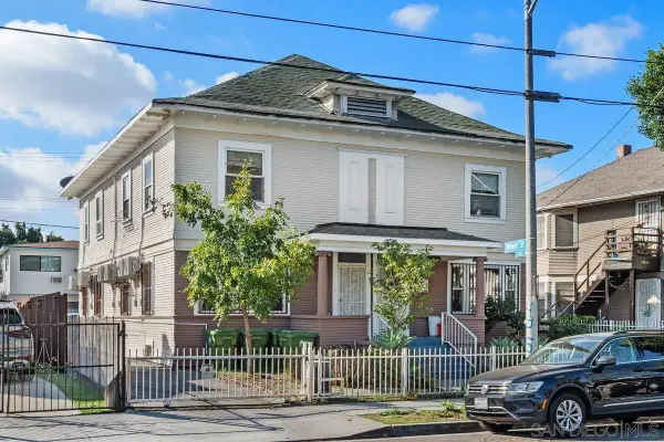 1276 W 22nd St, Los Angeles, CA 90007
