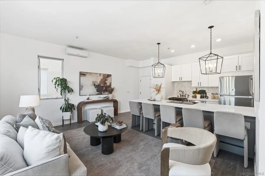 908 G St #17, San Diego, CA 92101 - #2