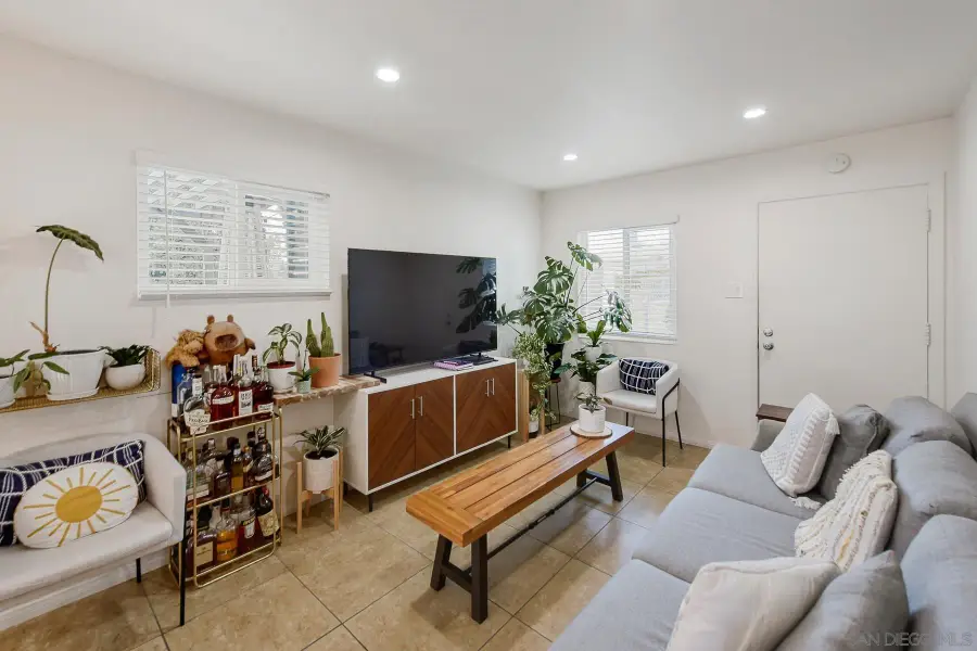 3317-19 Jemez Dr, San Diego, CA 92117 - #2