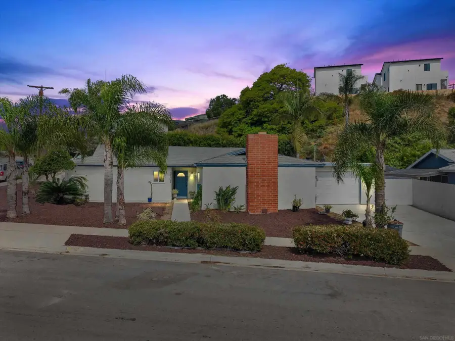 1802 Crandall Dr, San Diego, CA 92111 - #2