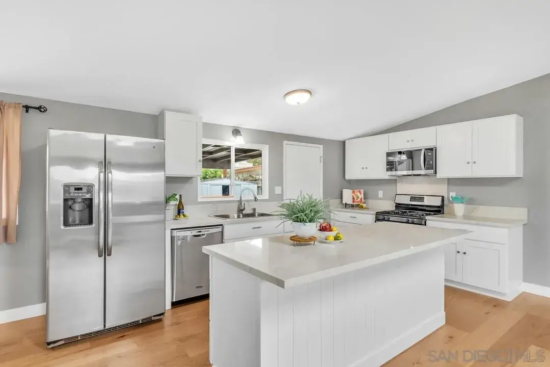 536 Rogue Rd, El Cajon, CA 92020 - #1