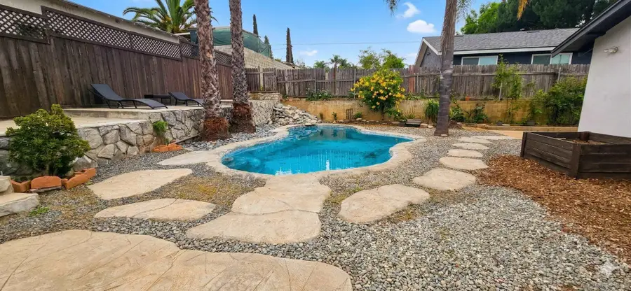 727 N Main Ave., Fallbrook, CA 92028 - #3