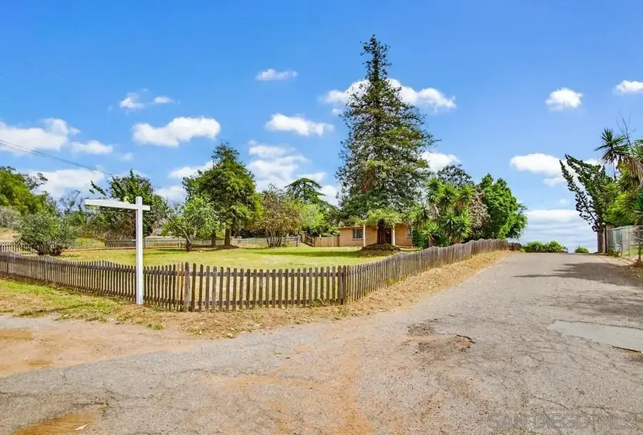 487 Mountain View, El Cajon, CA 92021 - #3