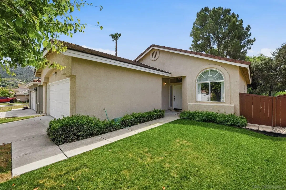 29704 Platanus Dr, Escondido, CA 92026 - #1