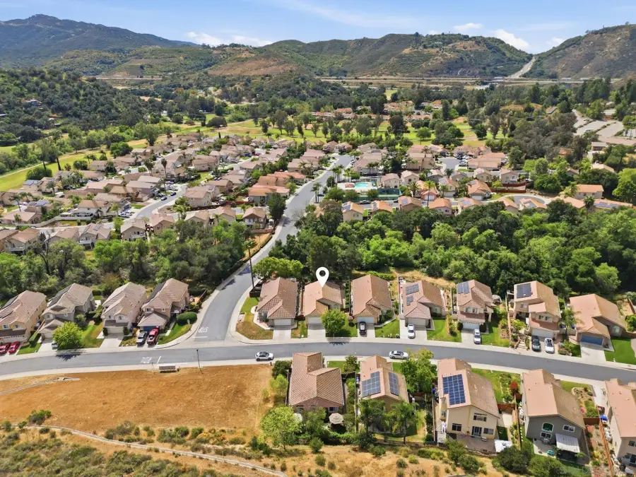 29704 Platanus Dr, Escondido, CA 92026 - #3