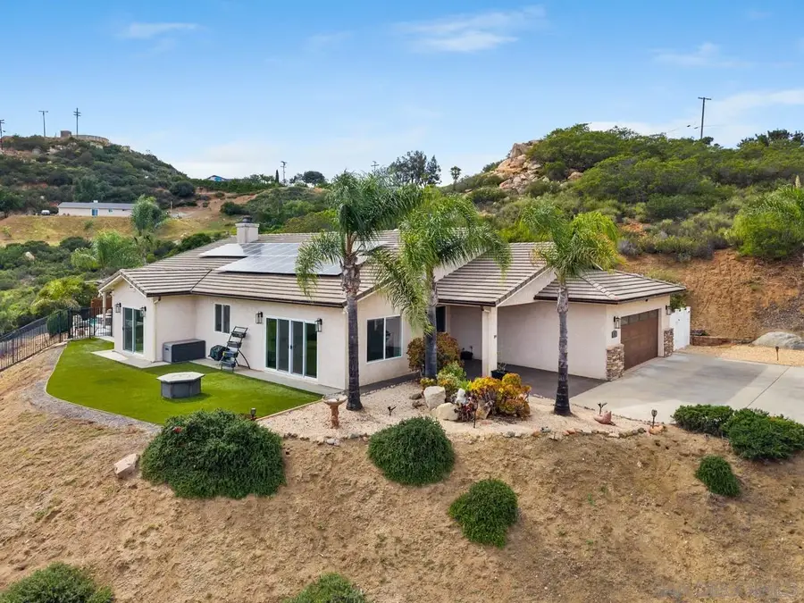 408 Alta Lane, El Cajon, CA 92021 - #3