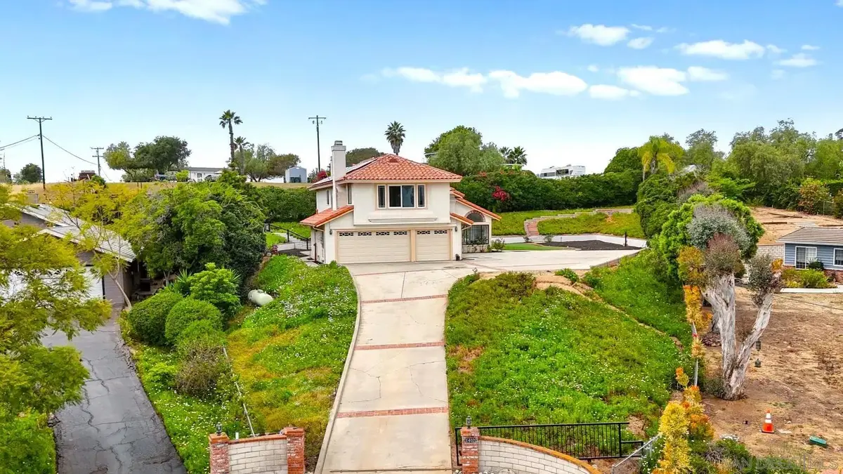 1402 Broken Arrow, Fallbrook, CA 92028 - #1