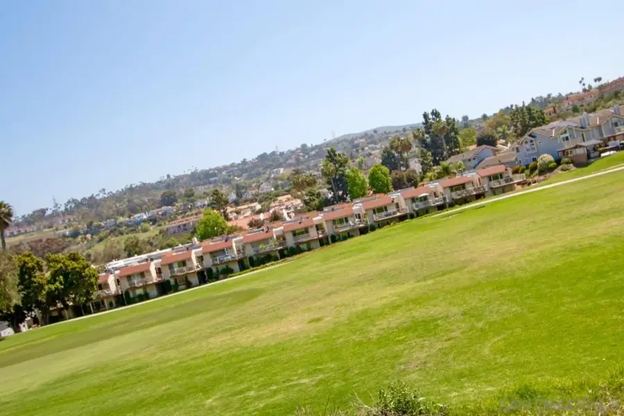 2625 Pirineos Way #219, Carlsbad, CA 92009 - #2