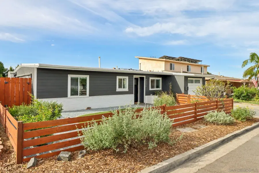 6321 Celia Vista Dr., San Diego, CA 92115 - #3