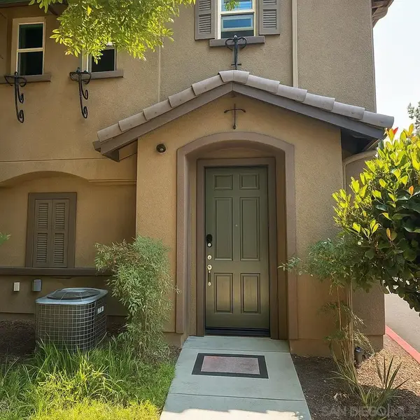 425 S Meadowbrook Dr #124, San Diego, CA 92114