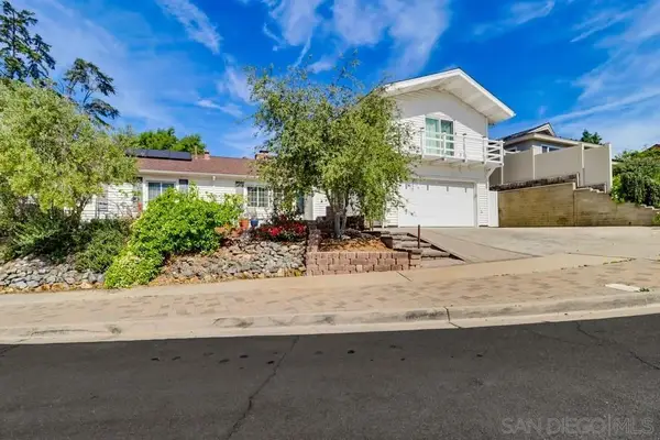 1570 Villa Crest Dr, El Cajon, CA 92021