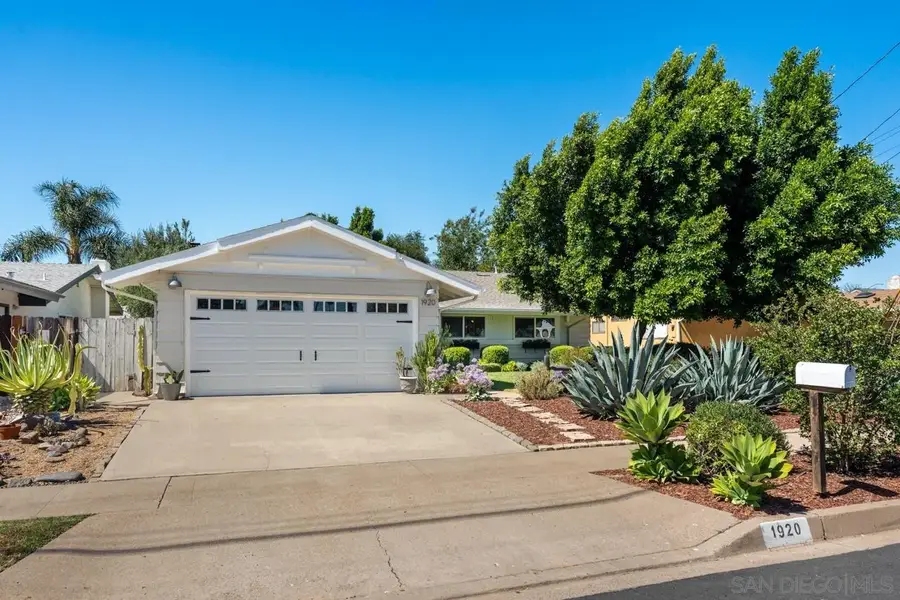 1920 Kingston, Escondido, CA 92027 - #2