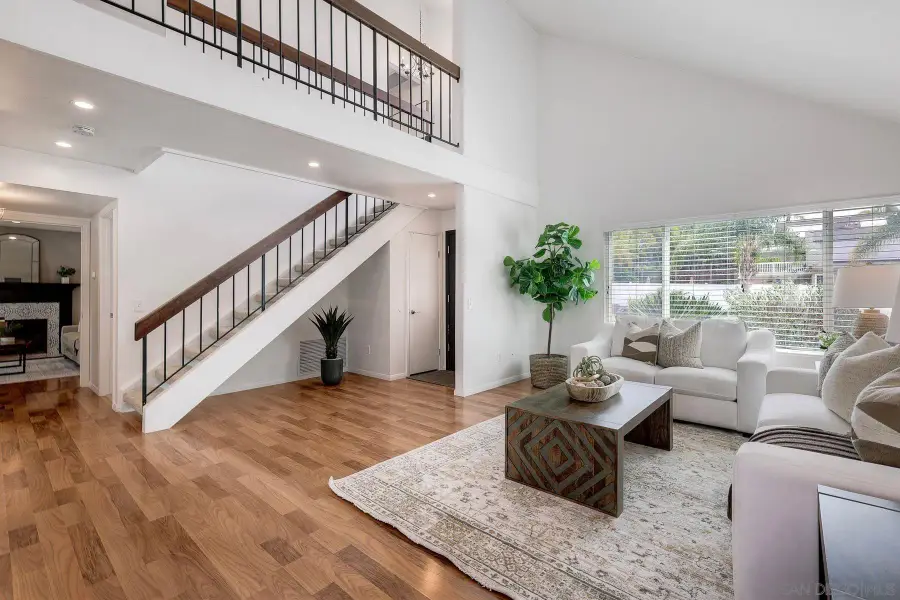 13791 Via Tres Vista, San Diego, CA 92129 - #2