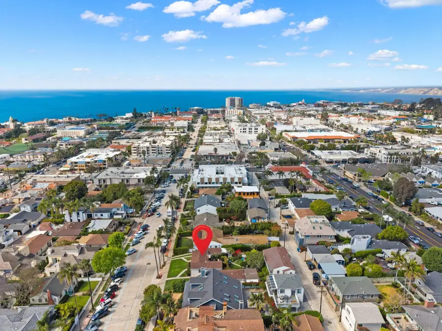7409-7415 Eads Ave, La Jolla, CA 92037 - #3