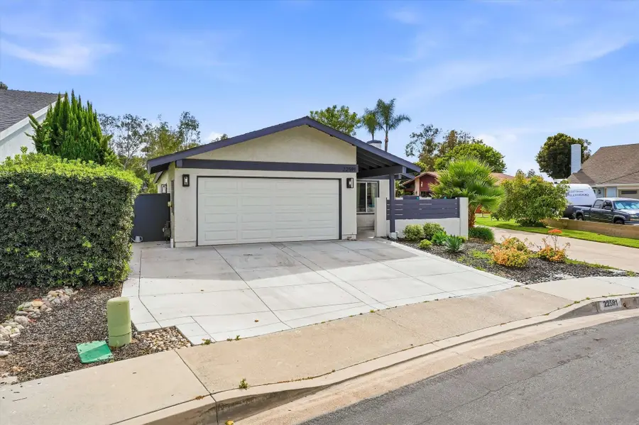 22591 Via Santa Maria, Mission Viejo, CA 92691 - #3