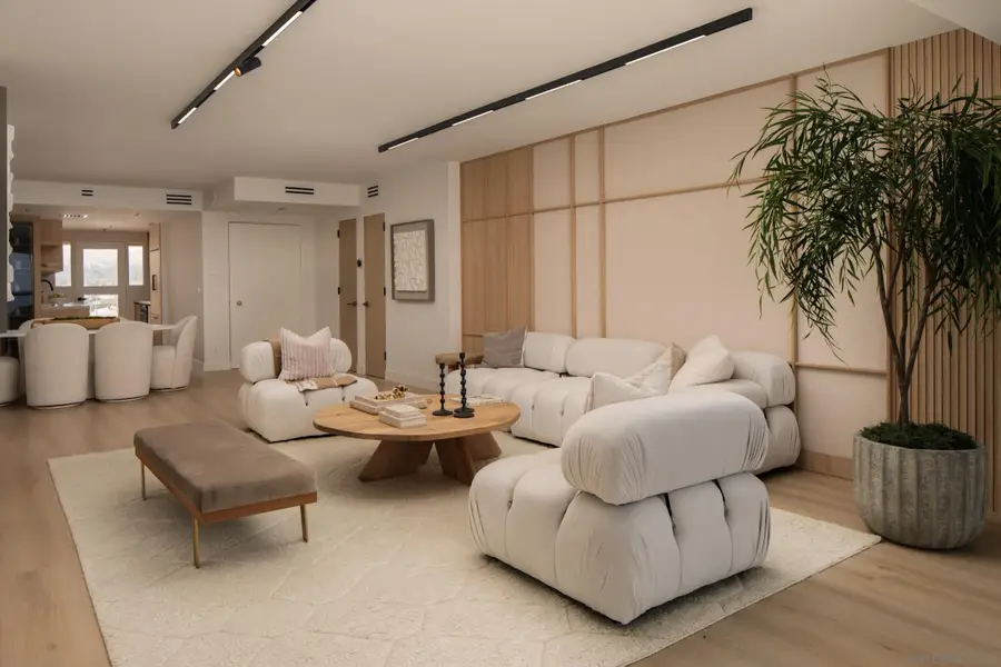 939 Coast #17D, La Jolla, CA 92037 - #2