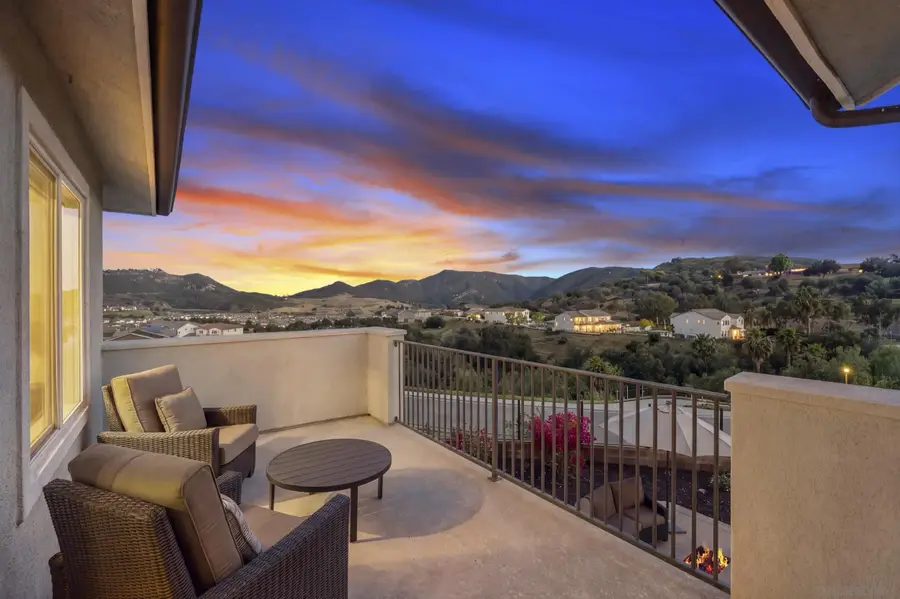 2966 Hayloft Pl, Escondido, CA 92029 - #3