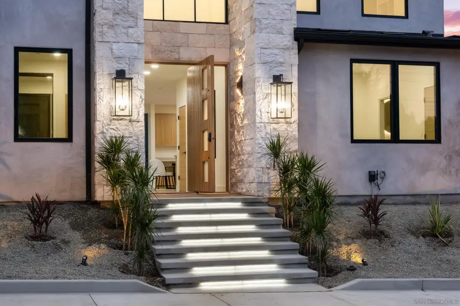 1531-33 Lieta St, San Diego, CA 92110 - #2