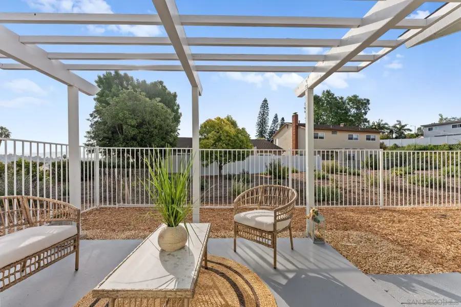 2427 Fieldlane Pl #3, Spring Valley, CA 91977 - #2