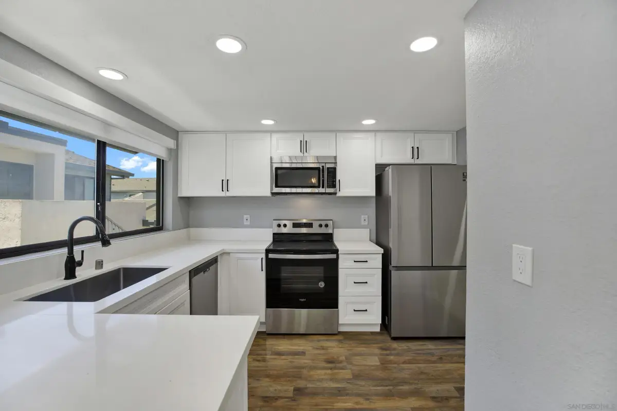 8878 Regents Road #201, San Diego, CA 92122 - #1