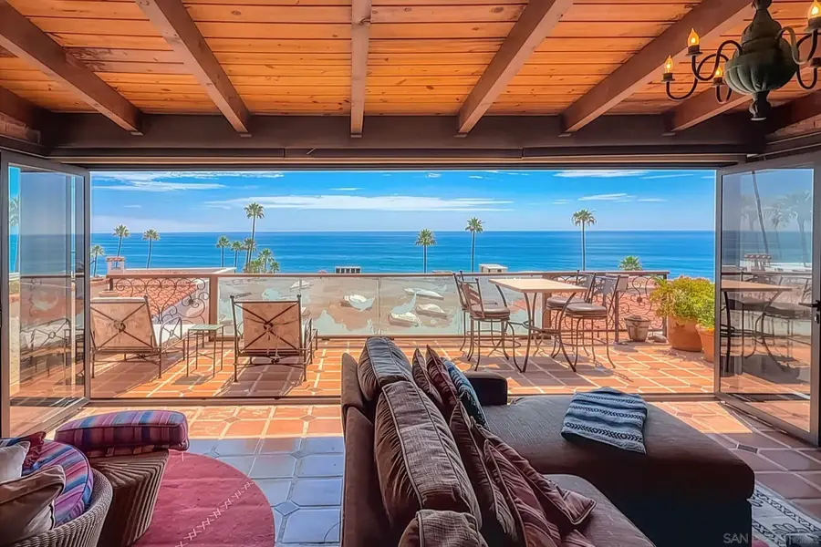 82 Pelicanos Oeste, Central Coast, CA 99999 - #2
