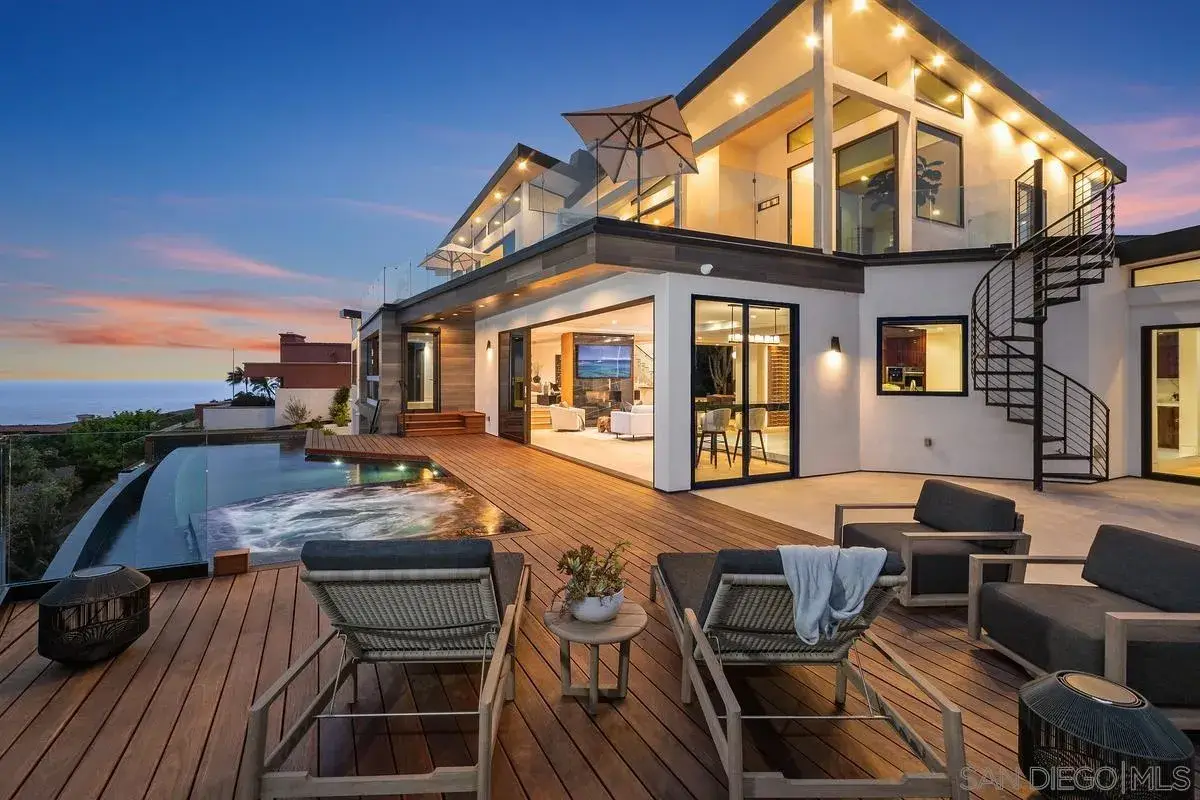 5727 Baja Mar, La Jolla, CA 92037 - #1