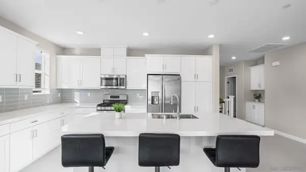 10656 Anima, San Diego, CA 92126