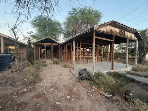 322 S 14 St, Brawley, CA 92227