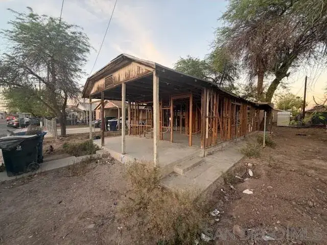 322 S 14 St, Brawley, CA 92227 - #3