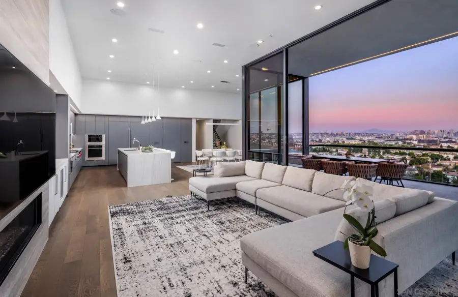 2035 Evergreen St, San Diego, CA 92106 - #3