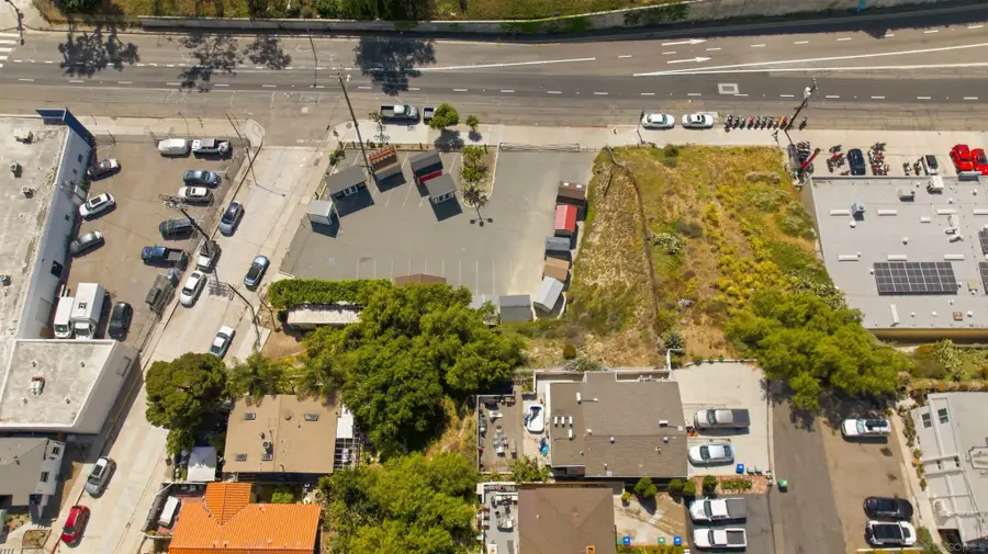1717 W Walnut Ave, San Diego, CA 92103 - #3