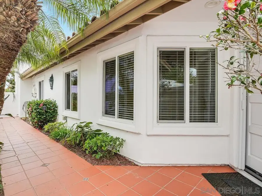 4708 Galicia Way, Oceanside, CA 92056 - Image #2