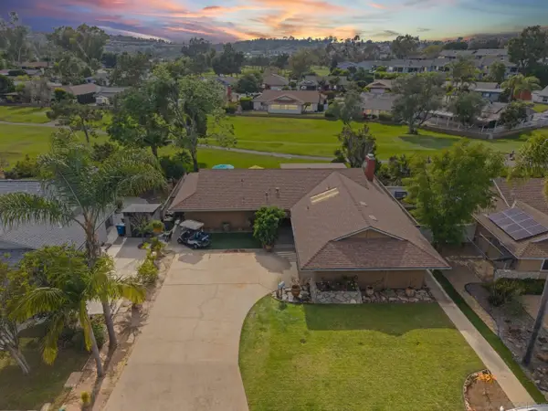 1026 La Reina, San Marcos, CA 92078