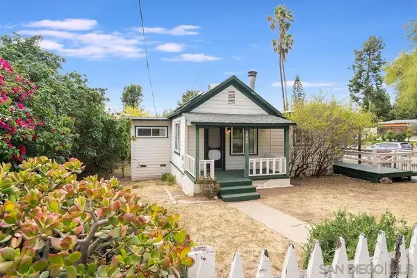 2924 Helix St, Spring Valley, CA 91977