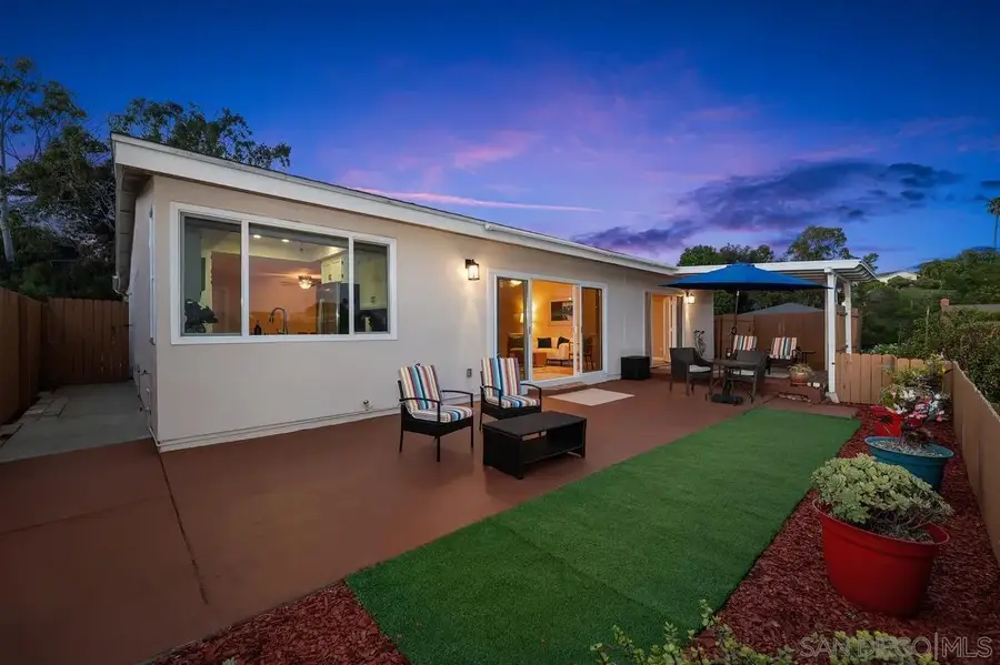 3197 Wayne Ln, San Diego, CA 92117 - #2