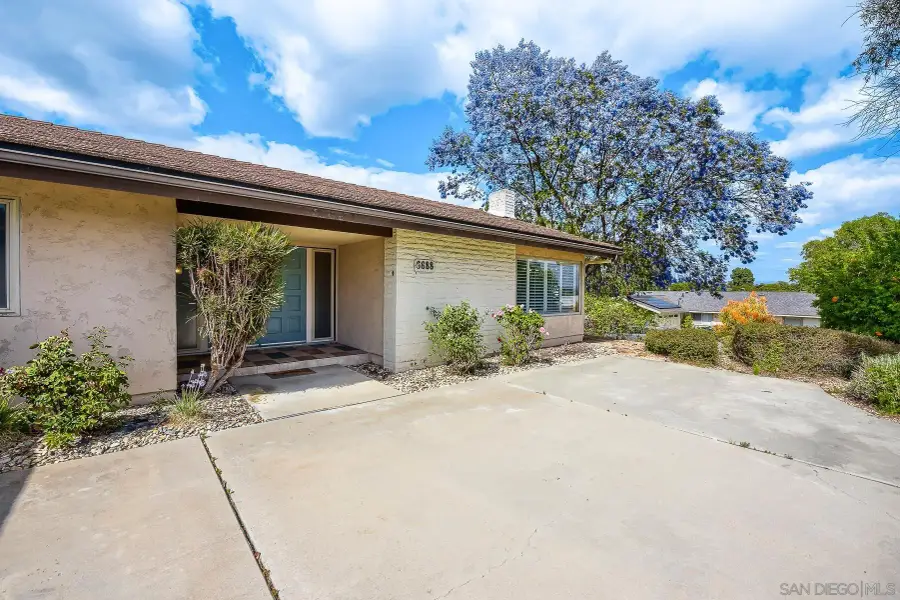 6688 Murray Park Drive, San Diego, CA 92120 - #2
